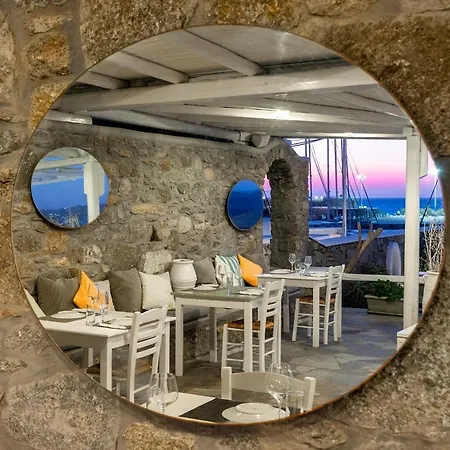 Olia Hotel Tourlos