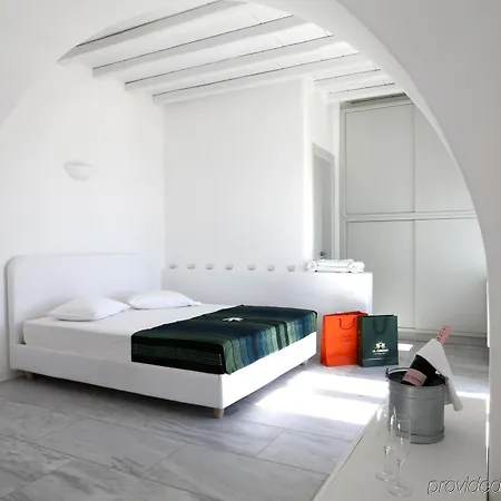 Olia Hotel 3*